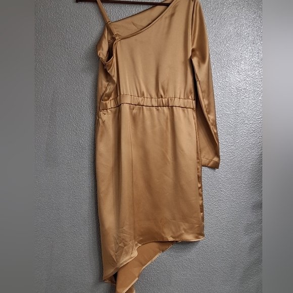 Designer Making The Cut Satin Midi Dress    Size M - Picture 10 of 14